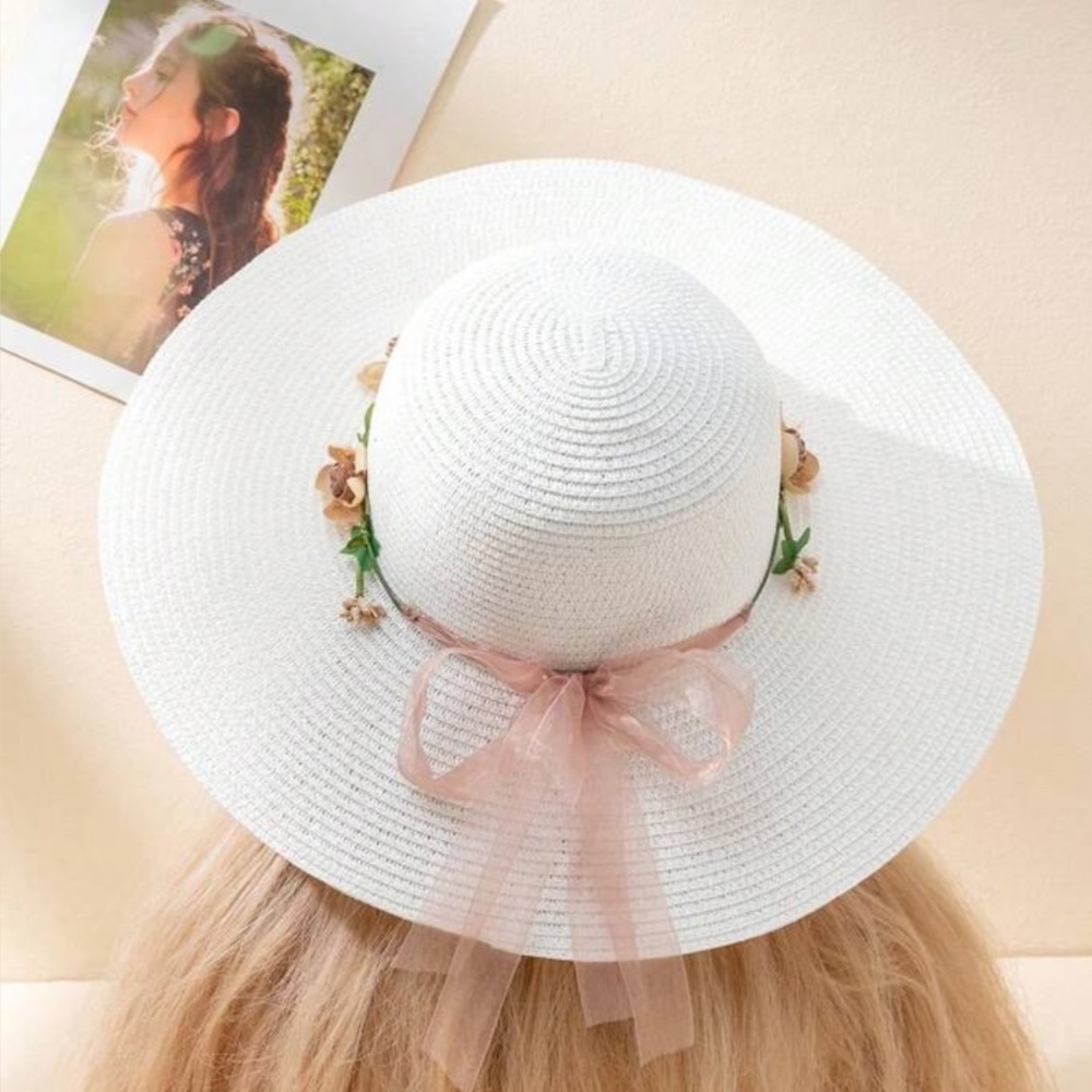 Boho Straw Hat with Flowers NWOT - Picture 3 of 14